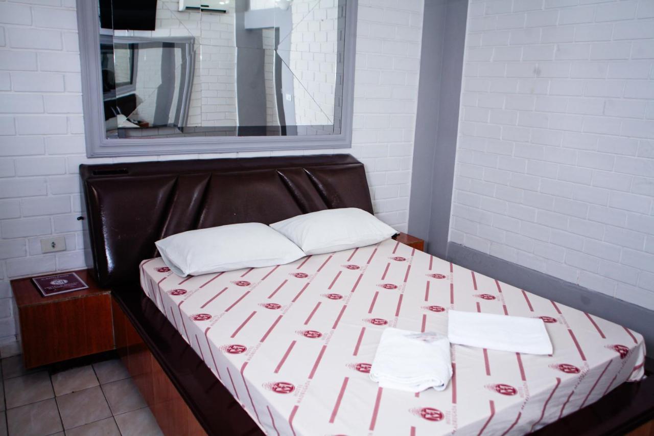 Hotel E Motel Madrugada Иту Екстериор снимка