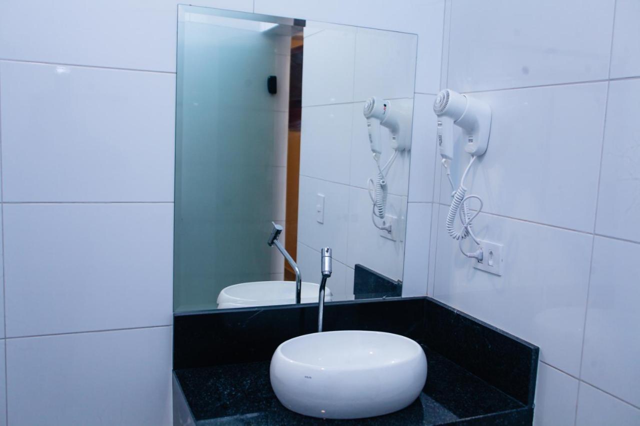 Hotel E Motel Madrugada Иту Екстериор снимка